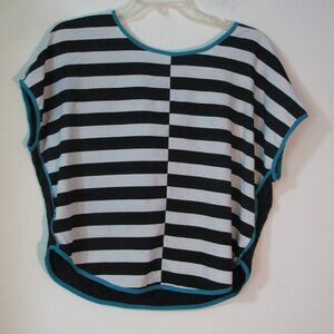Lauren Conrad Top Small Black White Stripes Lightweight Crop Excellent